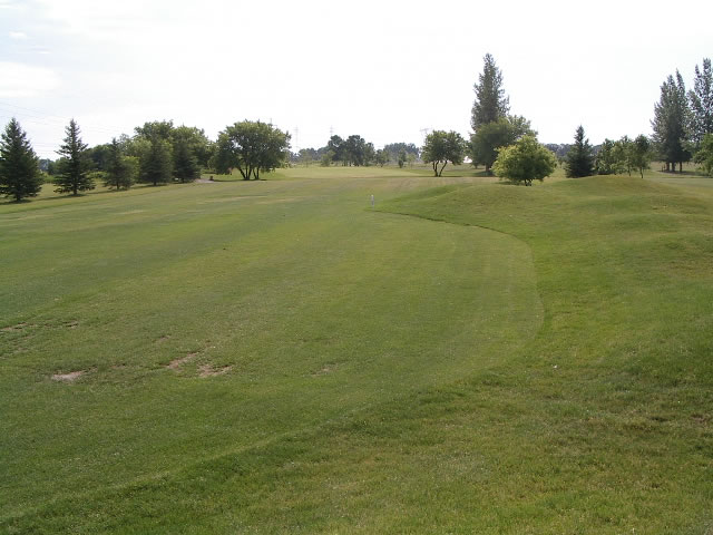 Hole 4 middle of the fairway
